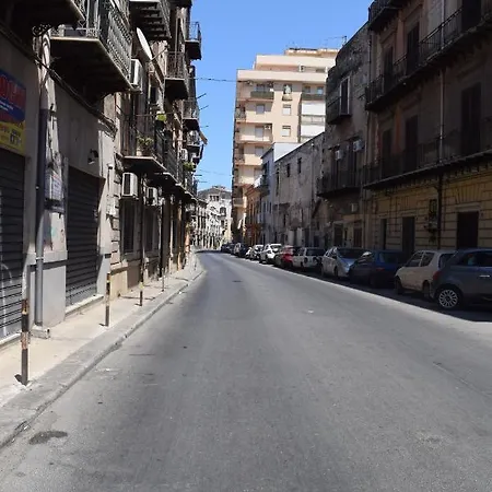شقة La Casa Dei Leoni Di Sicilia باليرمو